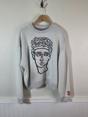 PacSun The Met Sweater Medium Gray Greek Statue Medusa Crewneck Knit Pullover